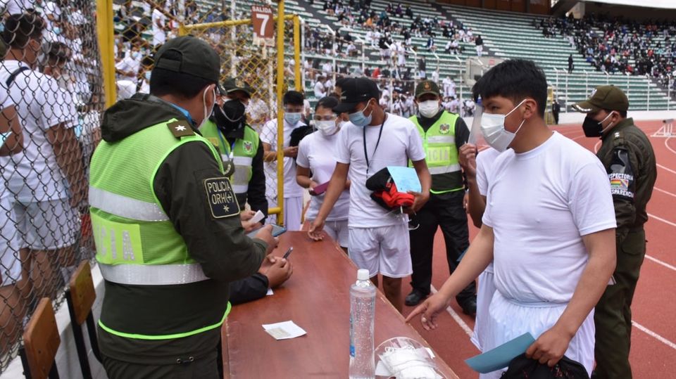 Postulantes a las Unidades Policiales. Foto: Ministerio de Gobierno